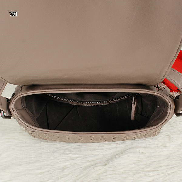 Bottega Veneta intrecciato nappa cross body bag BV13006 apricot - Click Image to Close